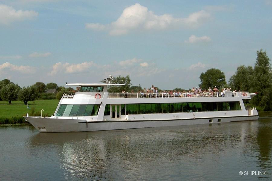 Partyschip-Rondvaartboot-Parel-Partyservice-Nederland-zijaanzicht.Bewerkt.jpg